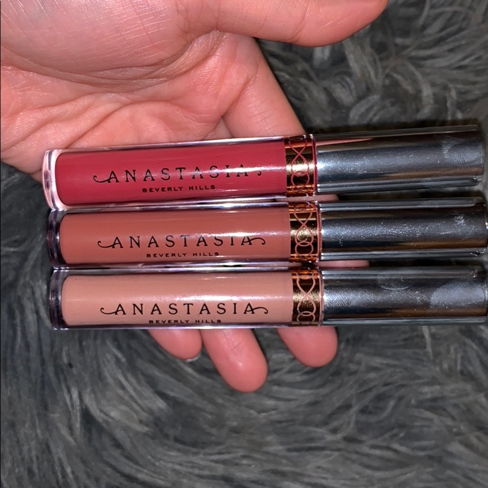 Matte liquid lipstick